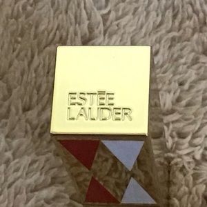 ESTĒE LAUDER PURE COLOR ENVY HI- LUSTRE LIGHT SCULPTING LIPSTICK 111